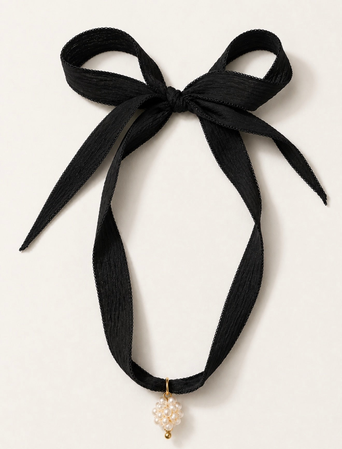 The Étoile Pearl Silk Choker